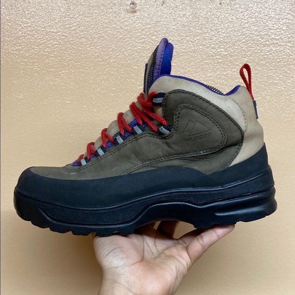 Vintage Tommy Hilfiger Men's Hiking Boots Brown Red Purple Black - Picture 8 of 16